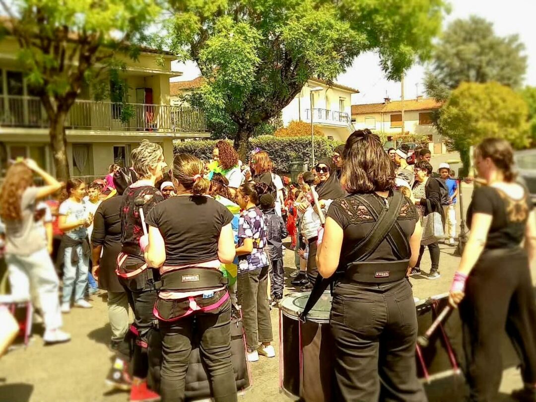 Clap de fin pour ce dernier carnaval de la saison 🎭✨🥁 Un public au…