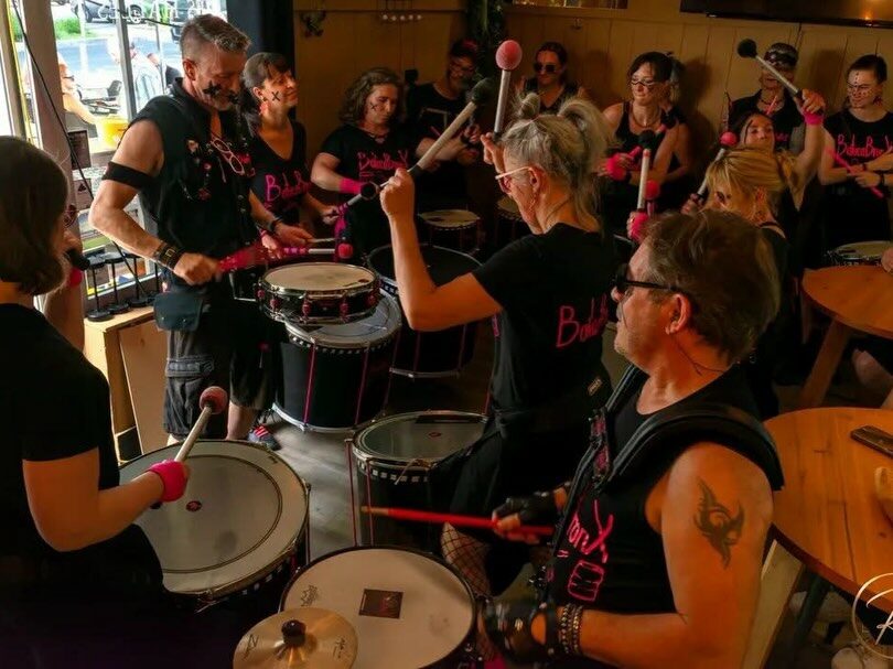 La canicule était au rendez-vous, mais vous aussi ! ☀️🥁 Samedi pour le bal…